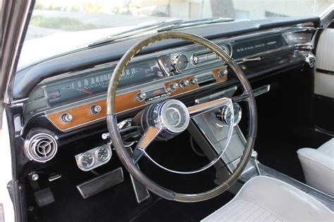 1963 pontiac grand prix sheet metal|1963 Pontiac Grand Prix interior.